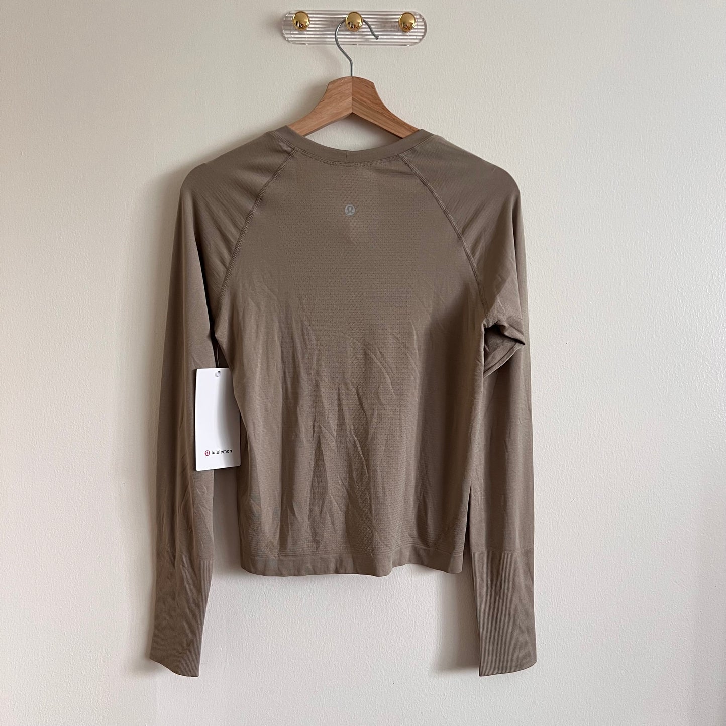 Lululemon Swiftly Tech Long Sleeve 2.0 *Race Sheer Oak - Size 8