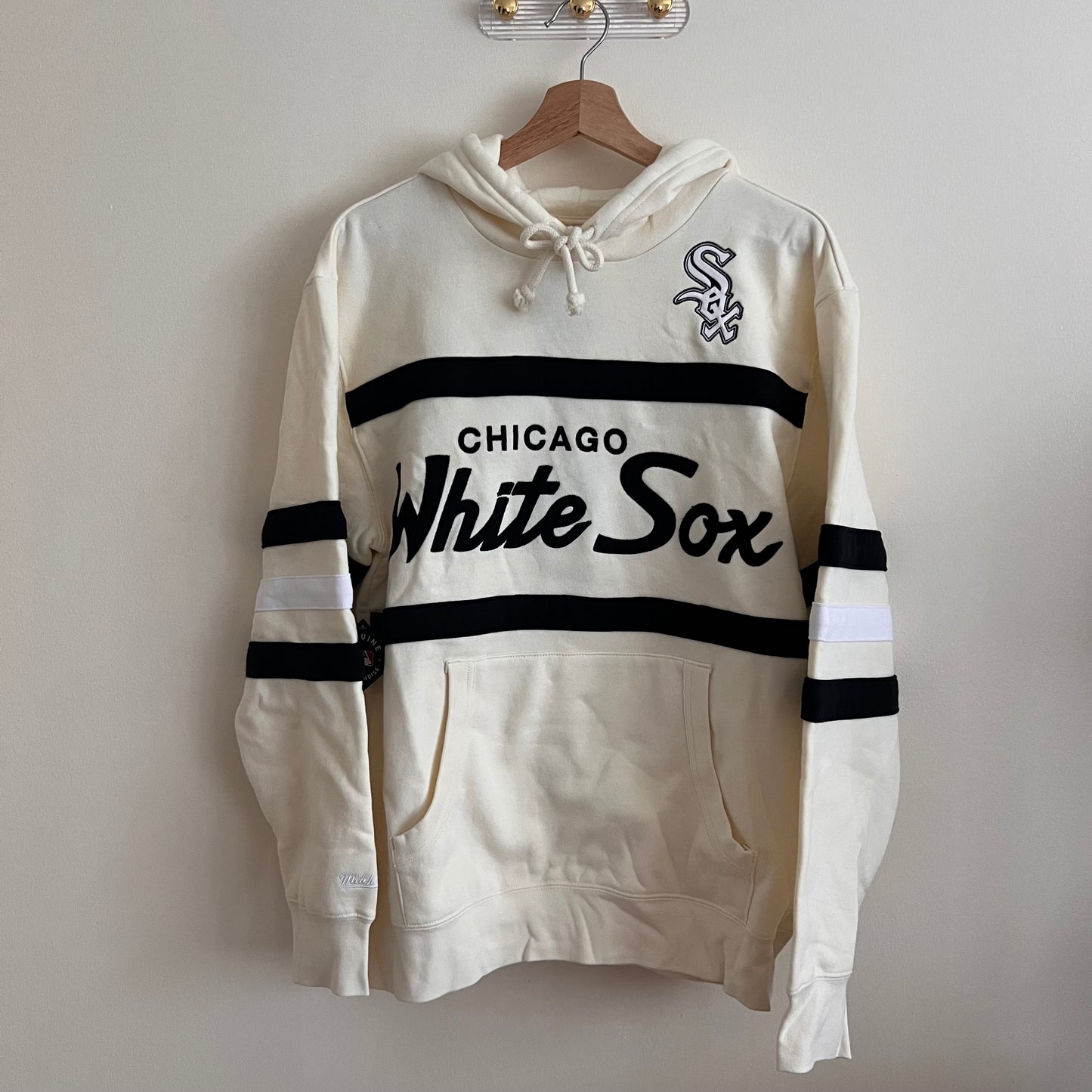 Men’s Mitchell & Ness Chicago White Sox Head Coach Pullover Hoodie - Cream - Medium