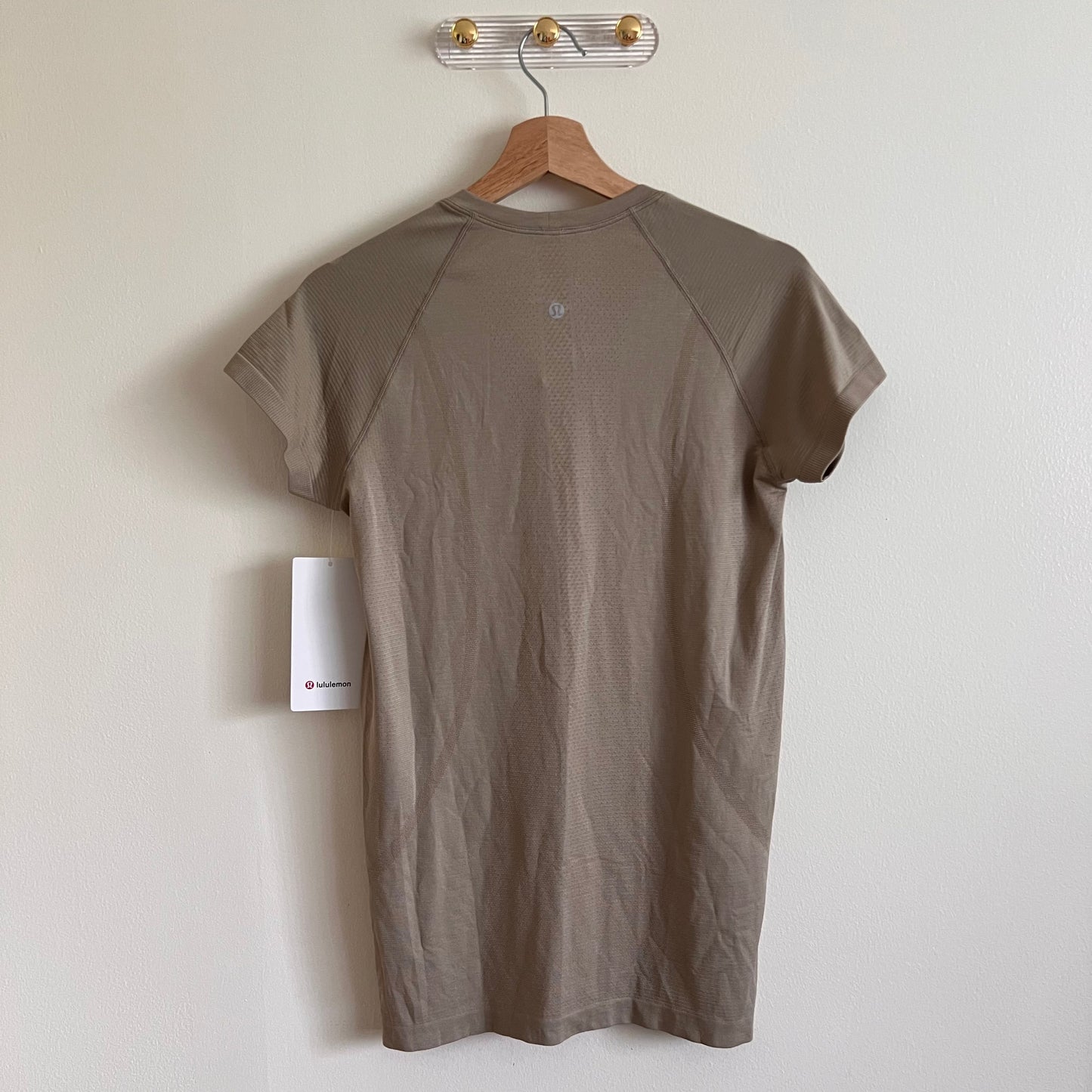 Lululemon Swiftly Tech Short Sleeve 2.0 *Hip Length- Sheer Oak - Size 10