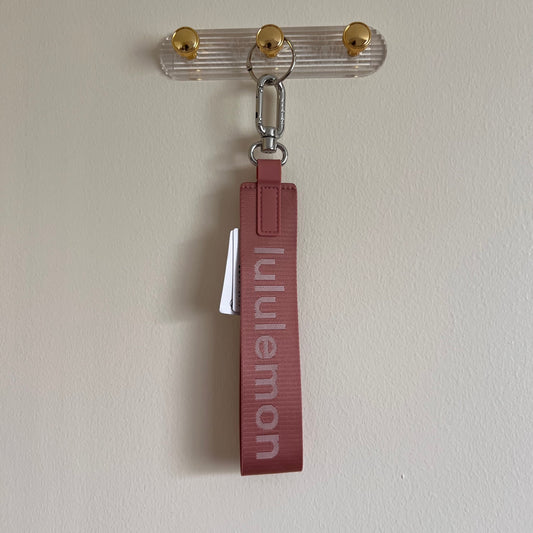 Lululemon Never Lost Keychain Deco Pink/Light Ivory