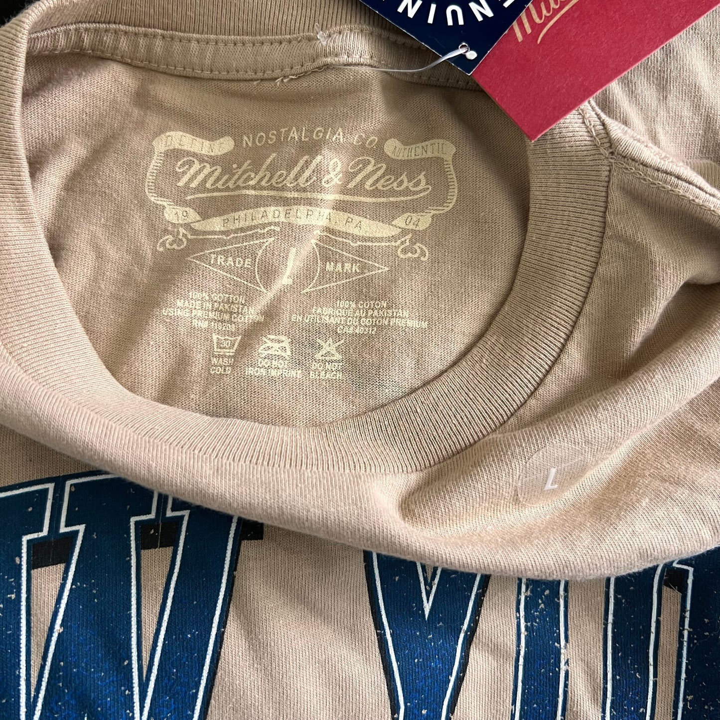 Men’s Mitchell & Ness NY Yankees World Series T-Shirt - Sand - Large