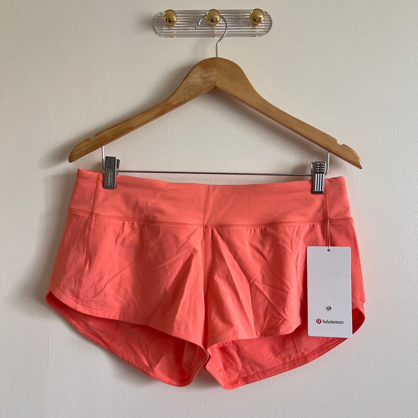Lululemon Speed Up Low-Rise Lined Short 2.5" - Sunny Coral -Size 8