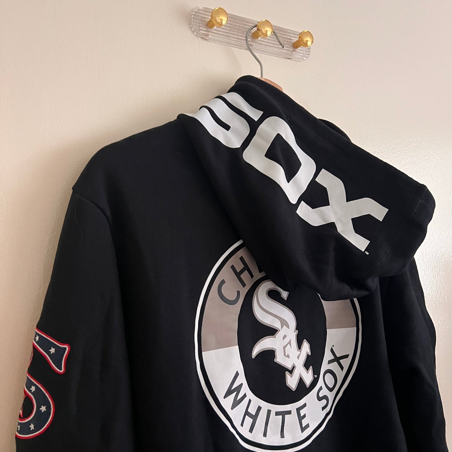 Men's Mitchell & Ness Chicago White Sox City Collection Fleece Pullover Hoodie - Black - Small