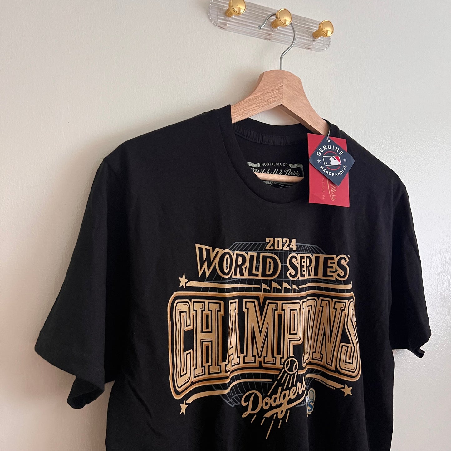 Men's LA Dodgers Mitchell & Ness 2024 World Series Champions T-Shirt - Black - Medium