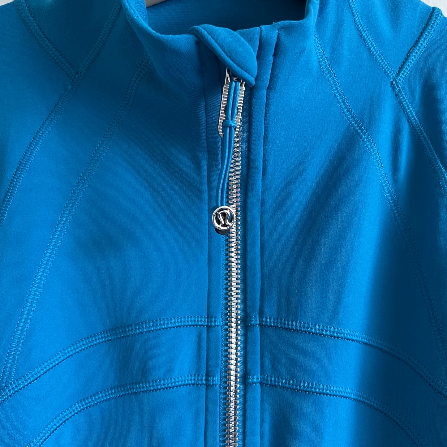Lululemon Define Jacket *Nulu - Hawaiian Blue / Mirror Silver - Size 10