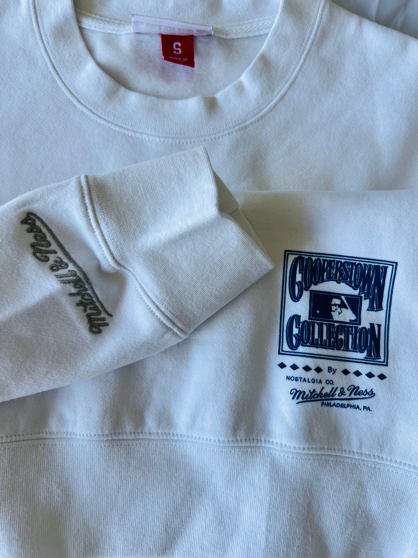 Men's Mitchell & Ness MLB Crew Neck Sweater LA Dodgers- White- Small