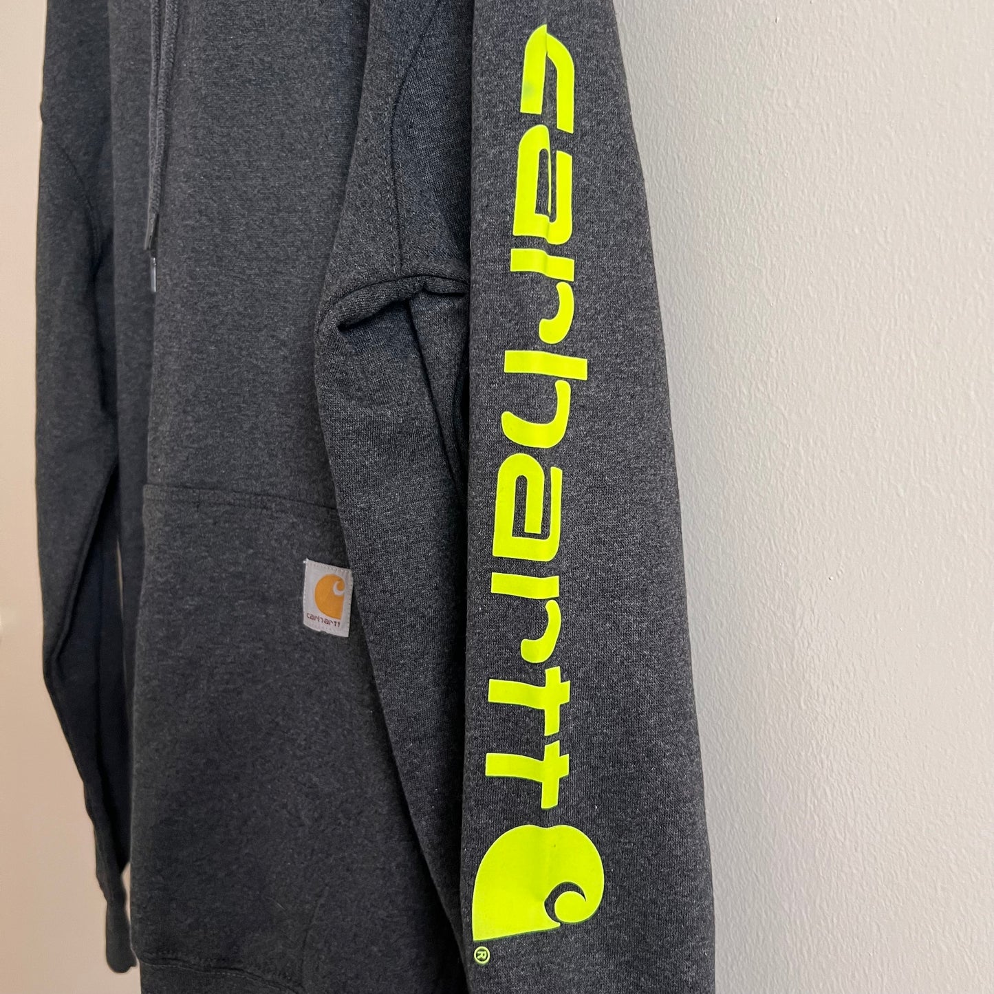 Men’s Carhartt Loose Fit Midweight Logo Sleeve Graphic Sweatshirt - Carbon Heather - Size Large