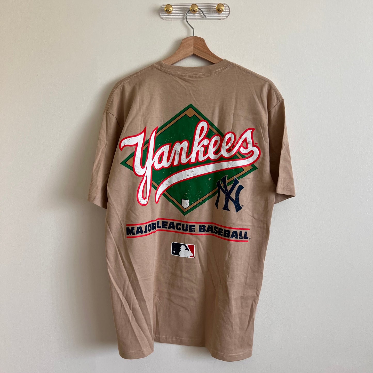 Men’s Mitchell & Ness NY Yankees World Series T-Shirt - Sand - Large