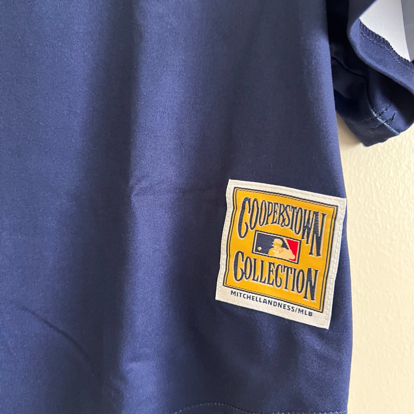 Mitchell & Ness MLB Women's SS NY Yankees Crop Top - Navy - Size Small