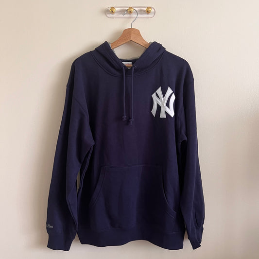 Men’s Mitchell & Ness Mariano Rivera NY Yankee Name & Number Fleece Pullover Hoodie - Navy - Medium