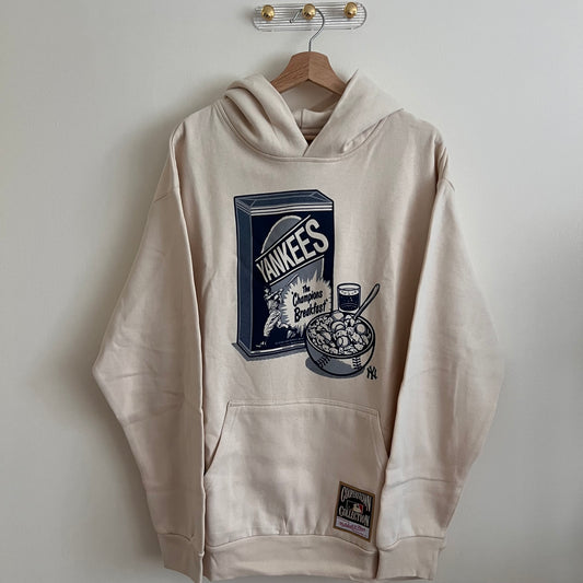 Men’s Mitchell & Ness MLB NY Yankees Cereal Hoodie - Cream - Large