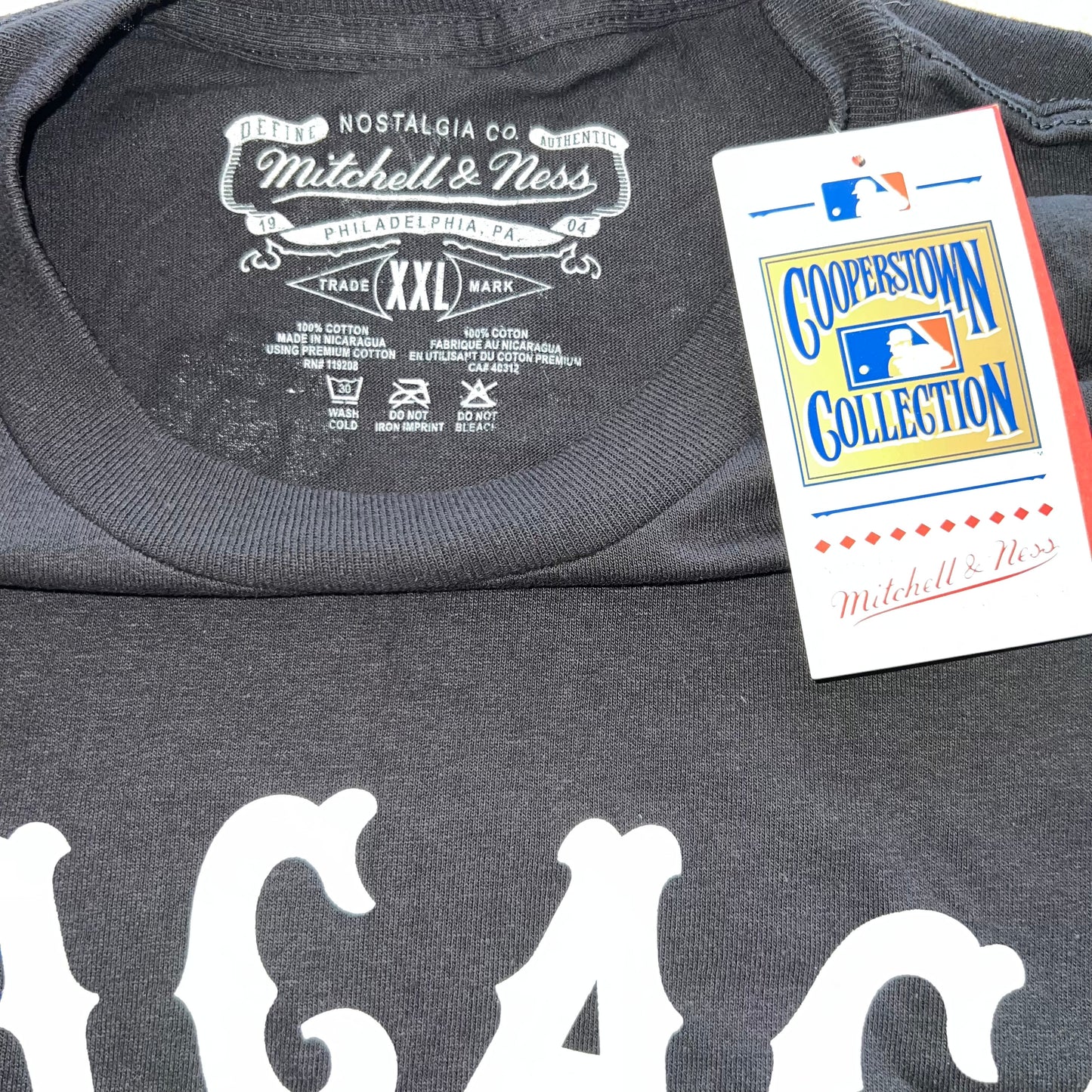 Men’s Mitchell & Ness Chicago White Sox Chicago Arched Long Sleeve T-Shirt - Black - XXL